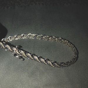 10k white gold and Diamond bracelet